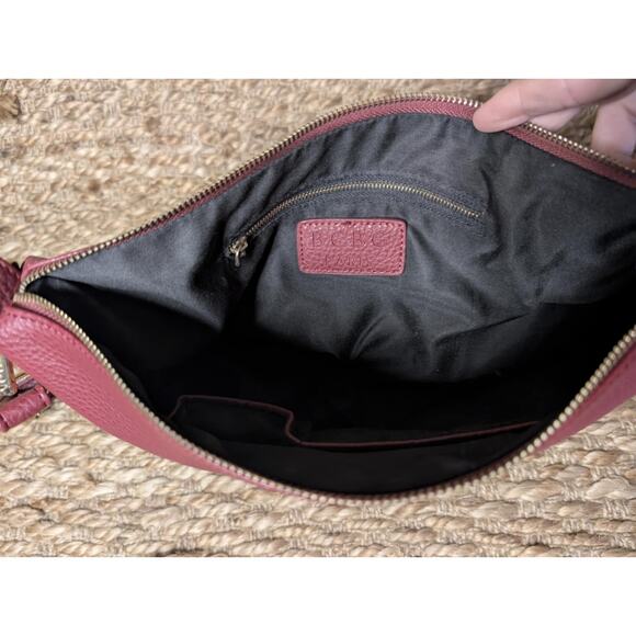 BCBG Paris Red Pebbled Faux Leather Open Shoulder Tote Bag & Crossbody Bag - Picture 13 of 16